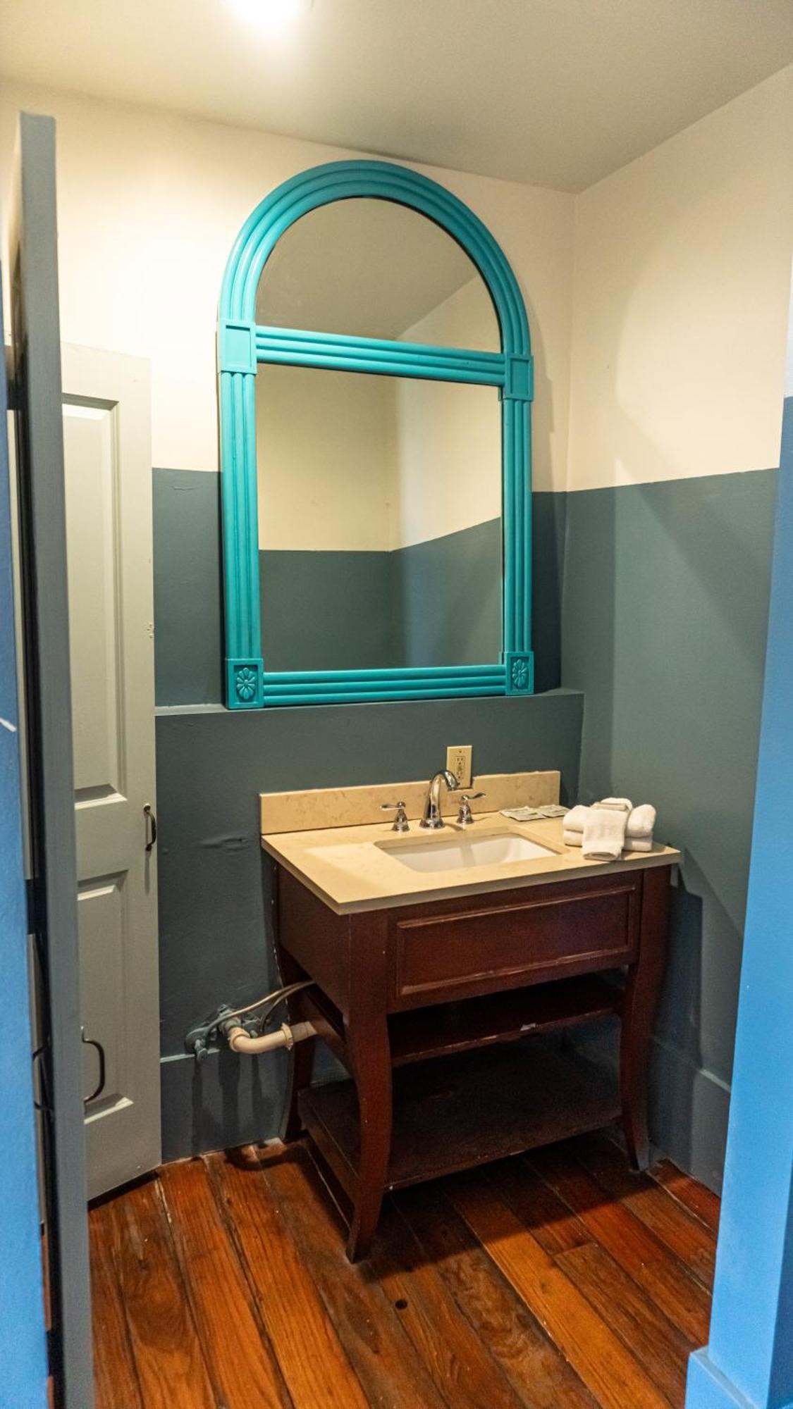 Historic Mardi Gras Inn New Orleans Luaran gambar