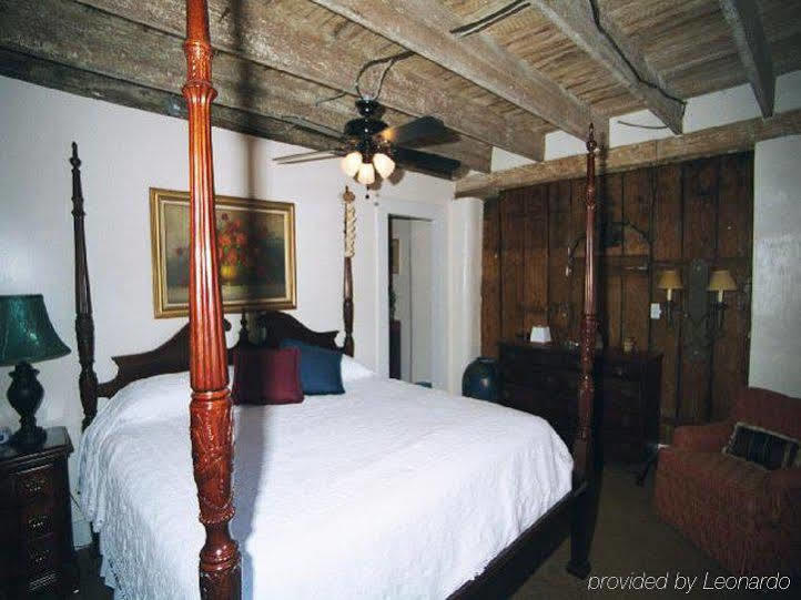 Historic Mardi Gras Inn New Orleans Bilik gambar
