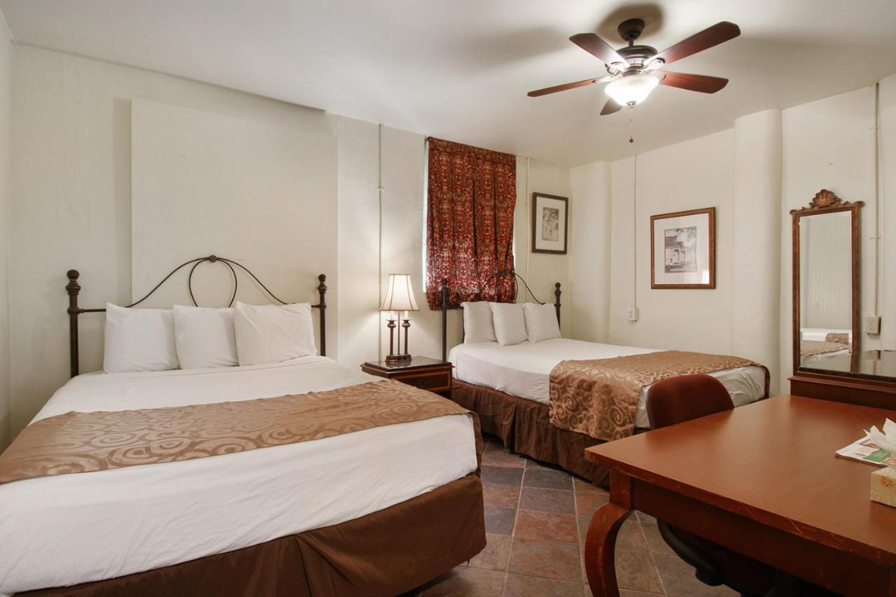 Historic Mardi Gras Inn New Orleans Luaran gambar